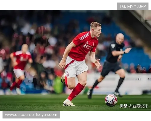 英超豪门夏窗重磅引援引爆新赛季争冠格局与球迷期待升温共振热潮