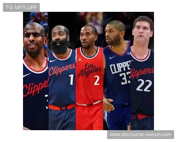 詹姆斯领衔湖人逆袭勇士，哈登加盟快船助力球队冲击总冠军