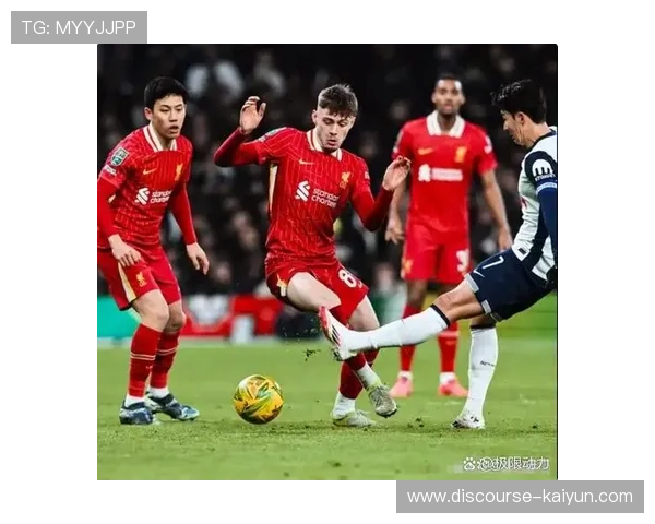 豪门对决再掀波澜国脚闪耀引爆联赛争冠悬念升温球迷热情高涨不断