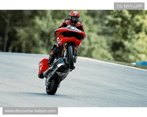 2026赛季MotoGP激战正酣新星崛起与老将对决引爆全球车迷关注